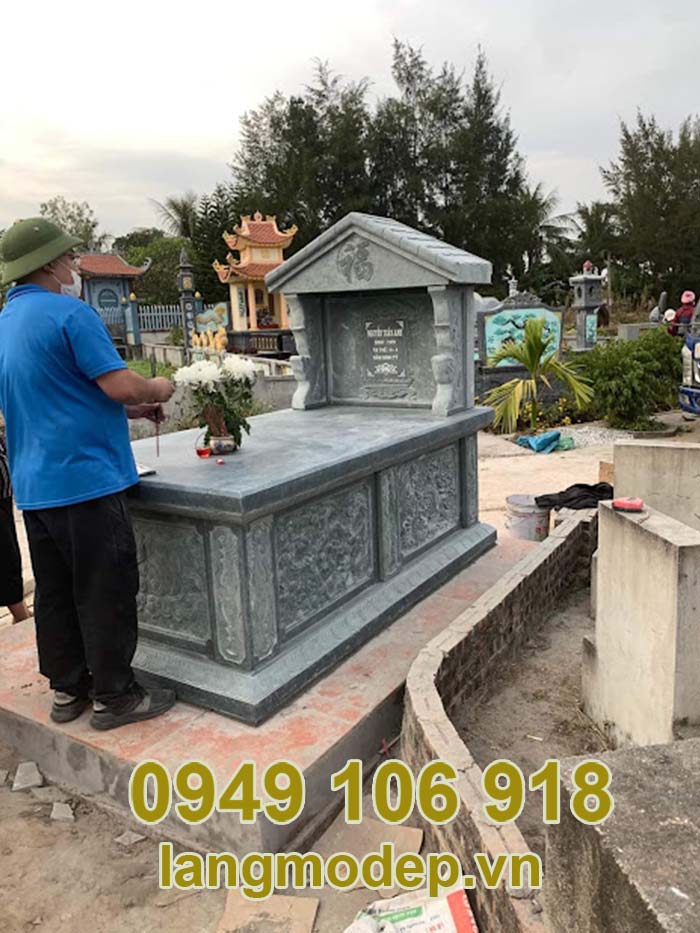 Mẫu xây mộ để tro cốt hài cốt bằng đá 2023