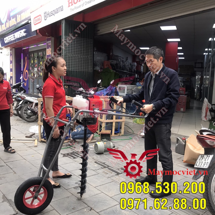 Máy khoan đất có bánh xe đẩy giá rẻ kèm mũi khoan 150 cực hot