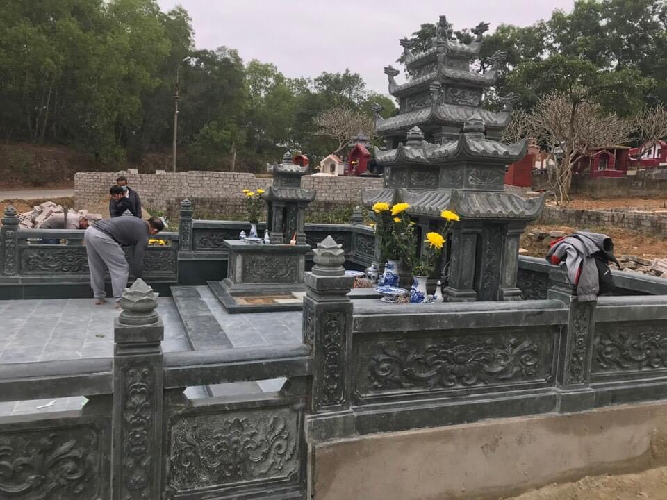 xây dựng khu lăng mộ đá đẹp cho tổ tiên tại an giang