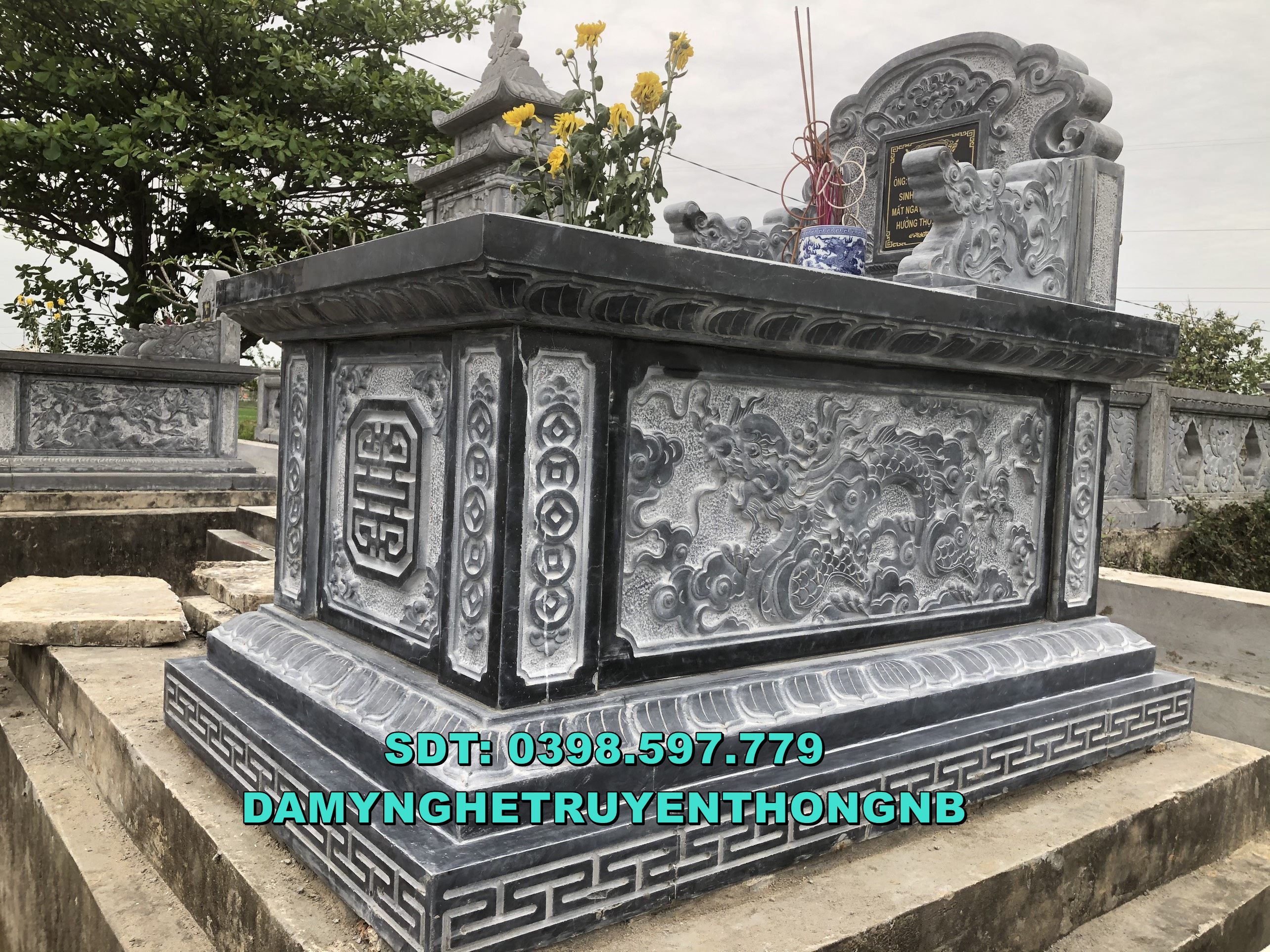 tvd  hình ảnh mộ đá đẹp được lắp đặt tại quảng nam 2023