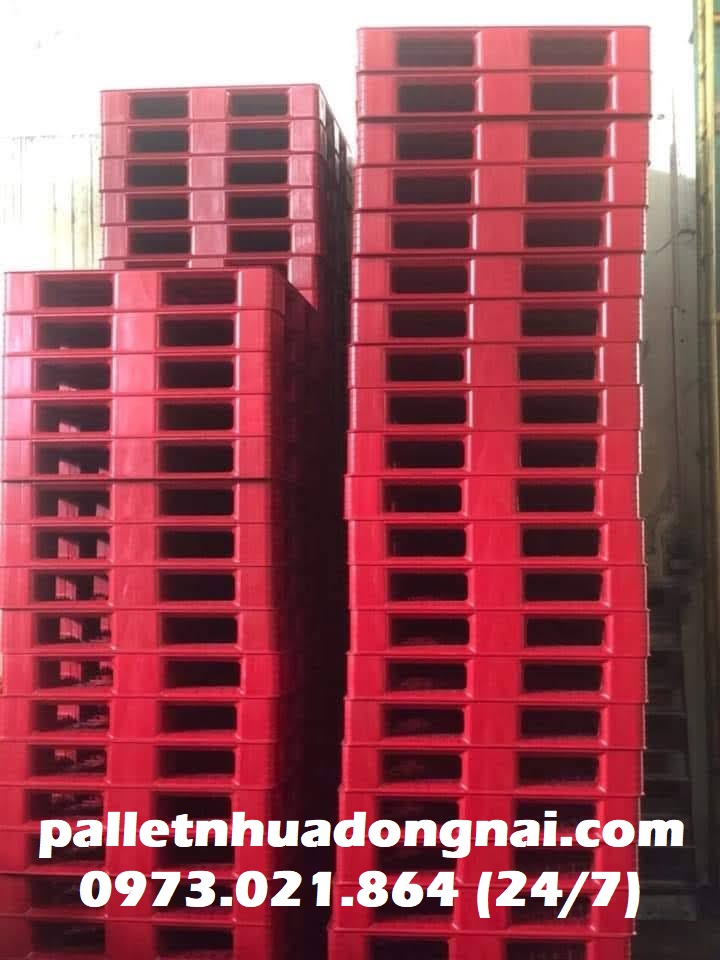 Pallet nhựa cũ tại Sài Gòn, liên hệ 0973021864