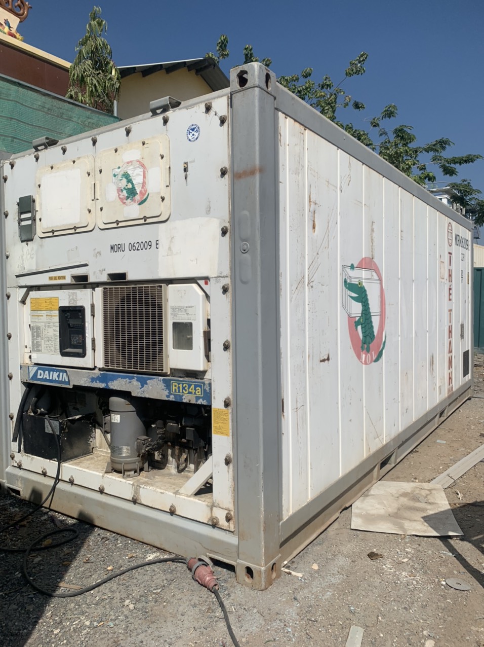bán cho thuê cont lạnh liên hệ :0888 888 946