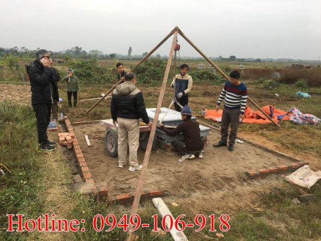 Xây mộ tam cấp đẹp bằng đá tại Hà Nội.