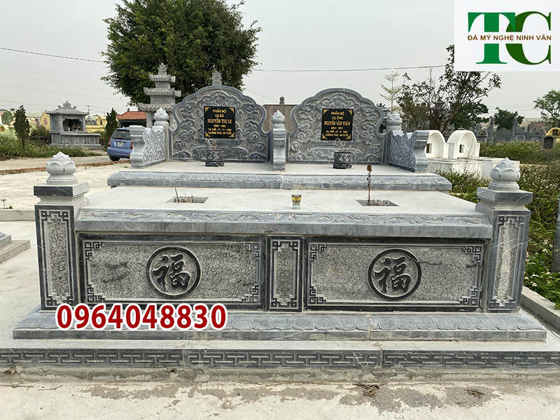 Mộ đôi song thân ông bà bằng đá đẹp lắp đặt ở Bình Phước