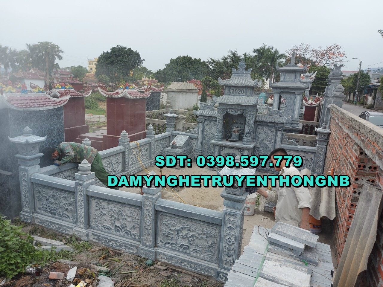 khuôn viên lăng mộ đá đẹp tại cần thơ 2023