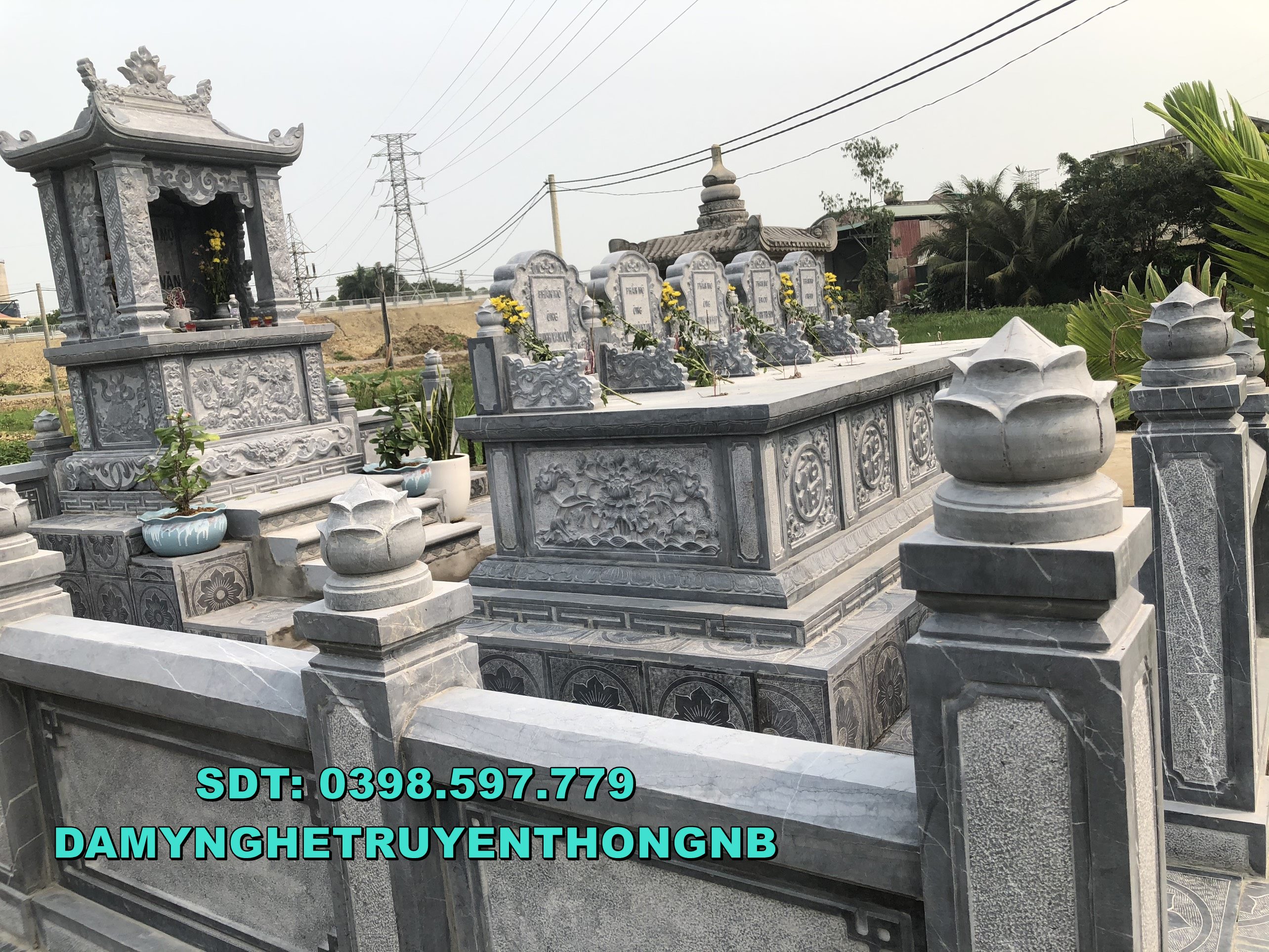 khuôn viên lăng mộ đá nhà mồ đá cao cấp tại cà mau 2023