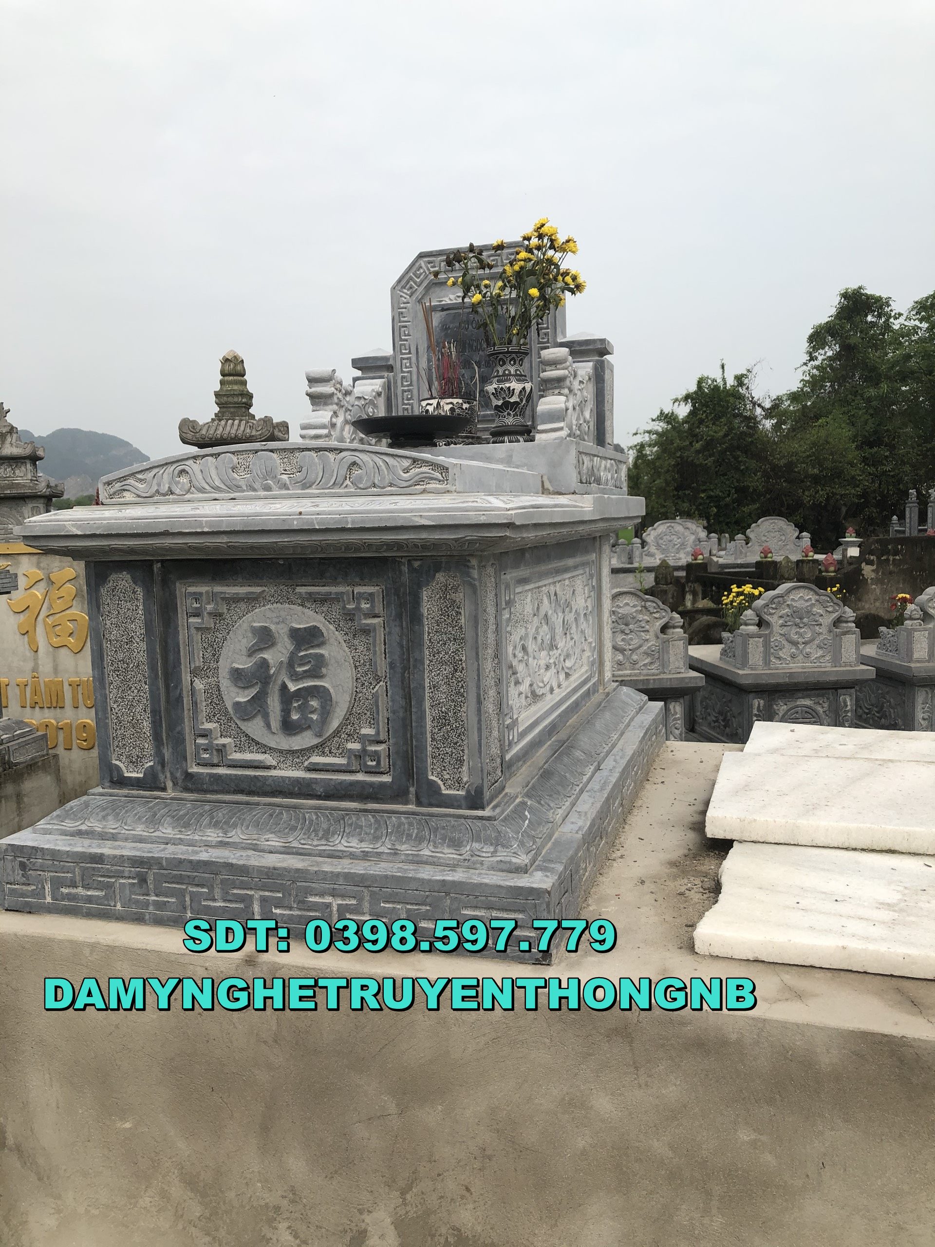 tốp hình ảnh mộ tam cấp đá nguyên khối đẹp nhất 2023