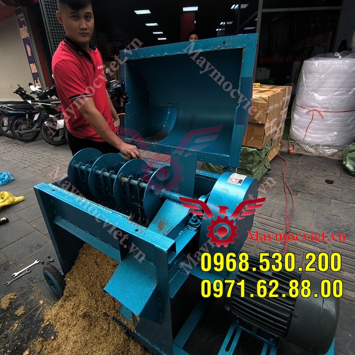 Máy xay nghiền quả dừa , bã mía , lá dừa công nghiệp Vinmax