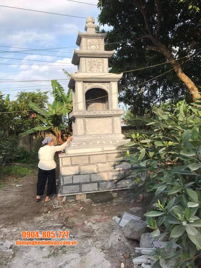 Những mẫu mộ tháp đá bán tại Bình Định