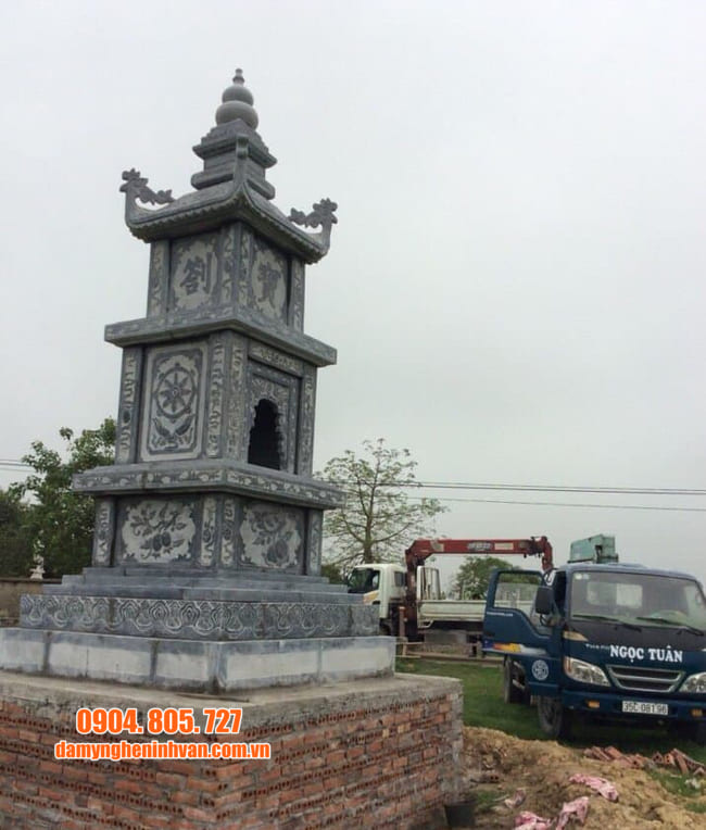 Những mẫu mộ tháp đá bán tại Bình Định