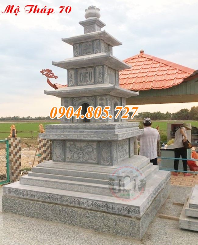 Tháp mộ đá để tro cốt tại Cần Thơ.