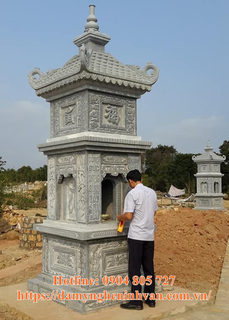 Mẫu tháp thờ cốt bán tại Sài Gòn.