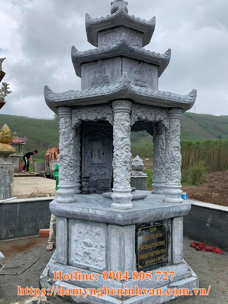 Mẫu tháp thờ cốt bán tại Sài Gòn.