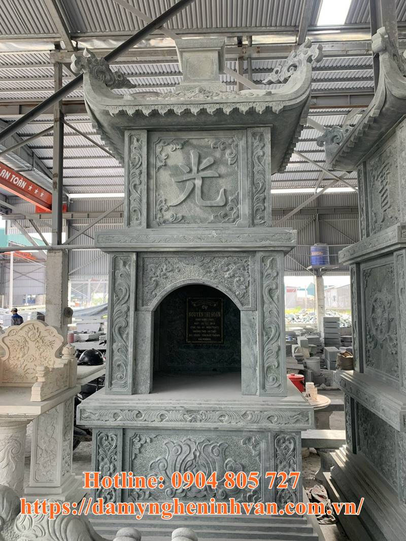 Mẫu tháp thờ cốt bán tại Sài Gòn.