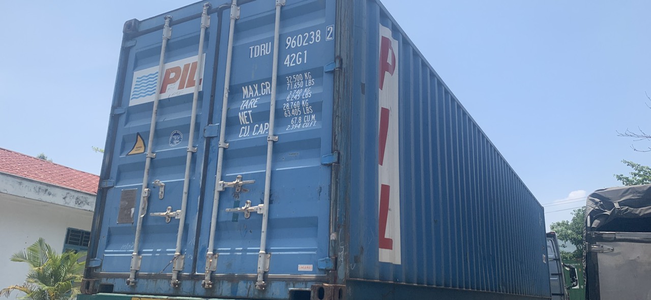 Giao cho khách container kho đóng hàng xuất khẩu