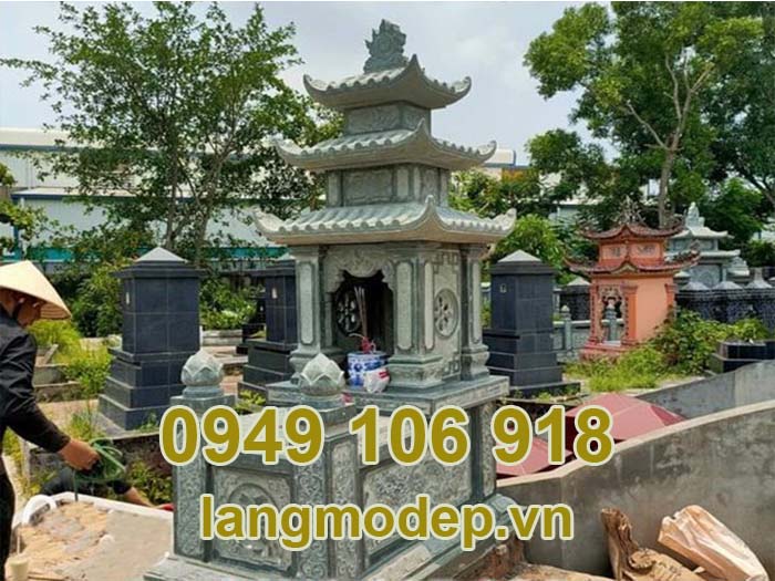 Mẫu mộ có mái che đá xanh rêu đẹp năm 2023