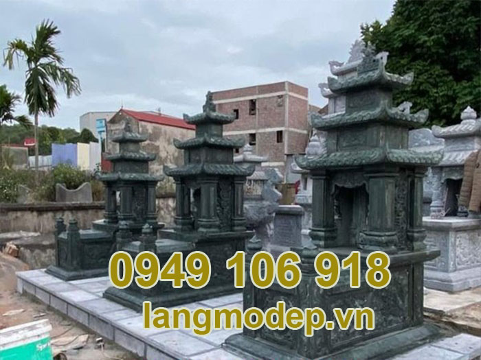 Mẫu mộ có mái che đá xanh rêu đẹp năm 2023