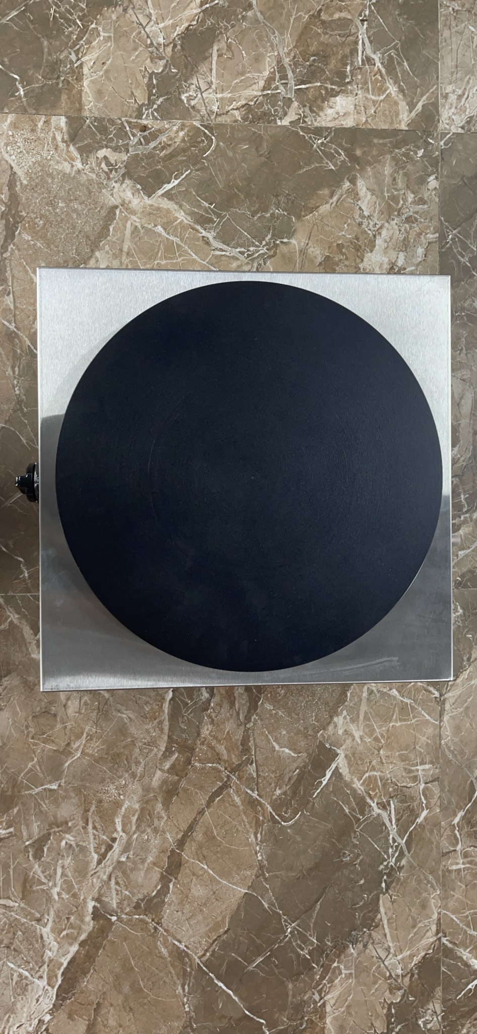 Máy làm bánh crepe mặt tròn thân vuông dùng ga