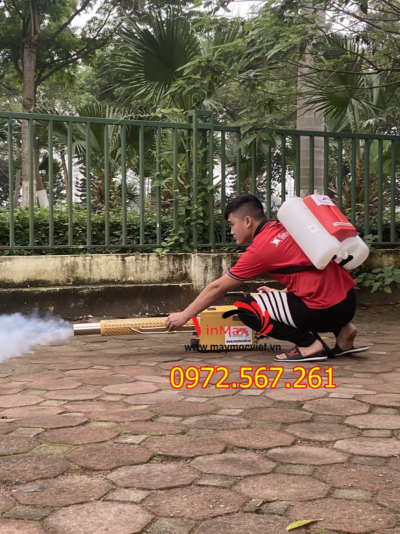 Máy phun khói, phun xương  Kawasaki YL70