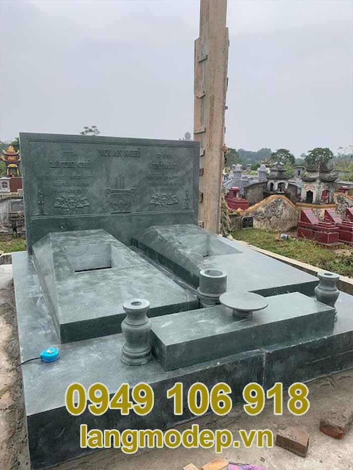 Những mẫu mộ đôi đá xanh rêu đơn giản năm 2023