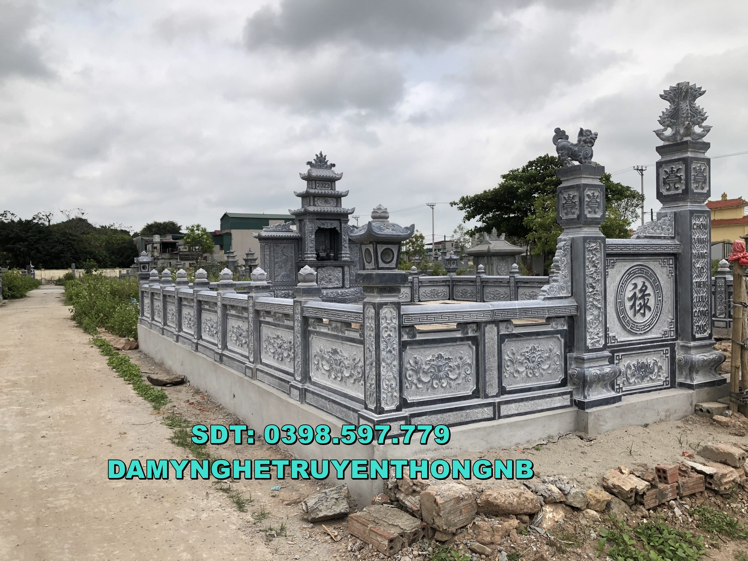 hình ảnh khu lăng mộ đá tự nhiên,đá cxao cấp tại hải phòng