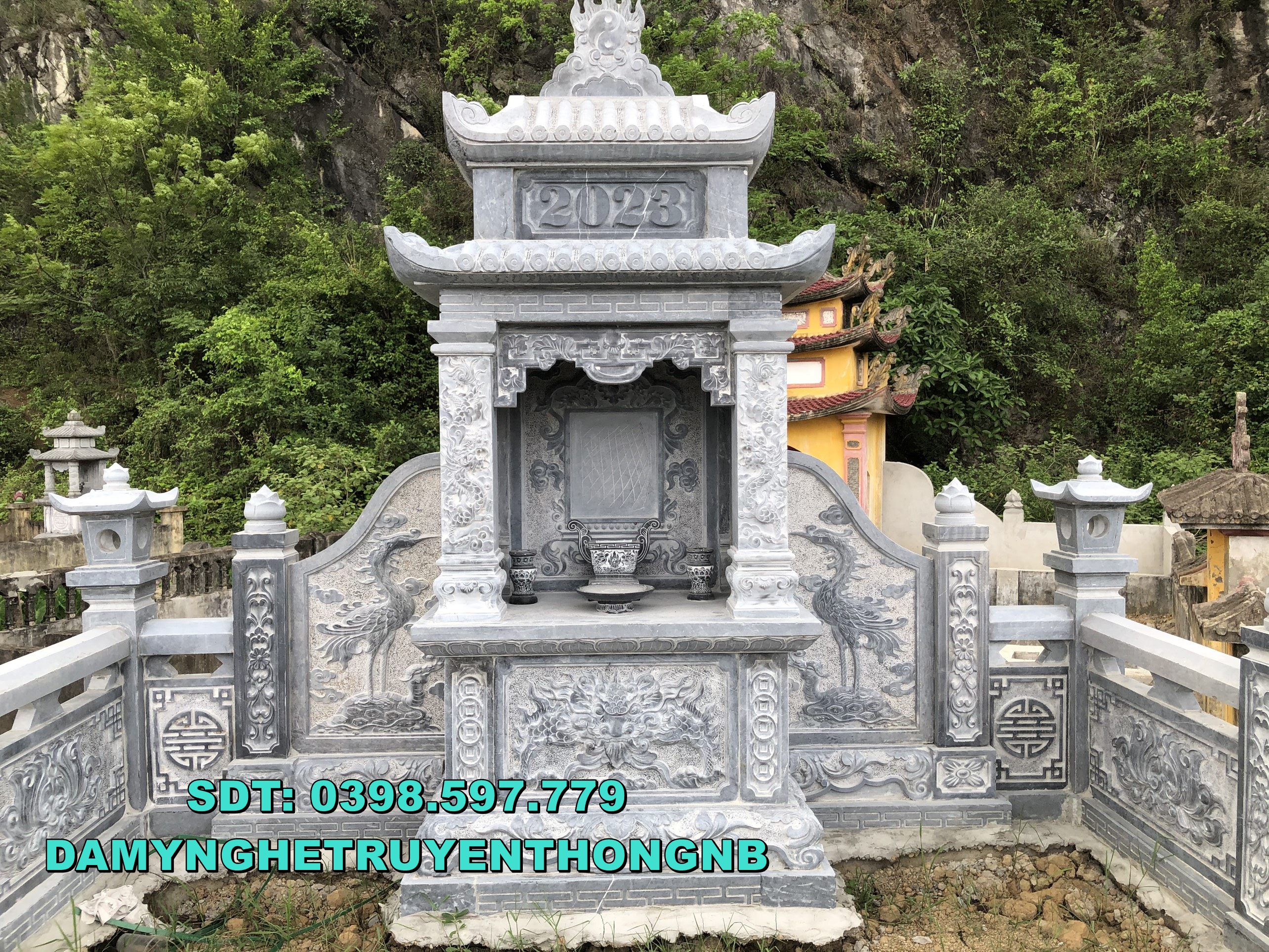 hình ảnh lăng thờ đá tự nhiên cao cấp có cánh tại nghệ an