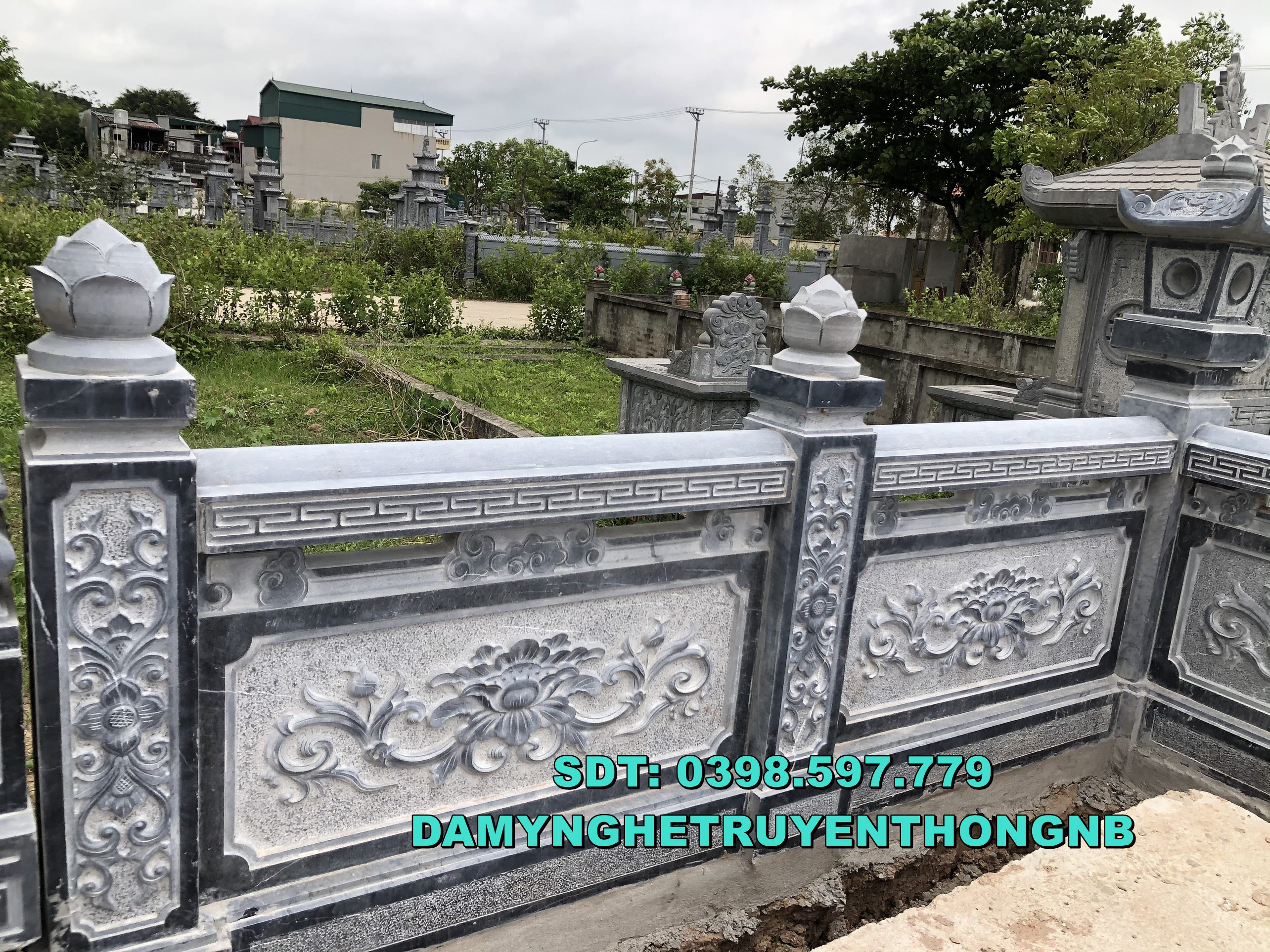 hoàn thiện mẫu lan can cầu đá xanh tự nhiên tại ninh bình