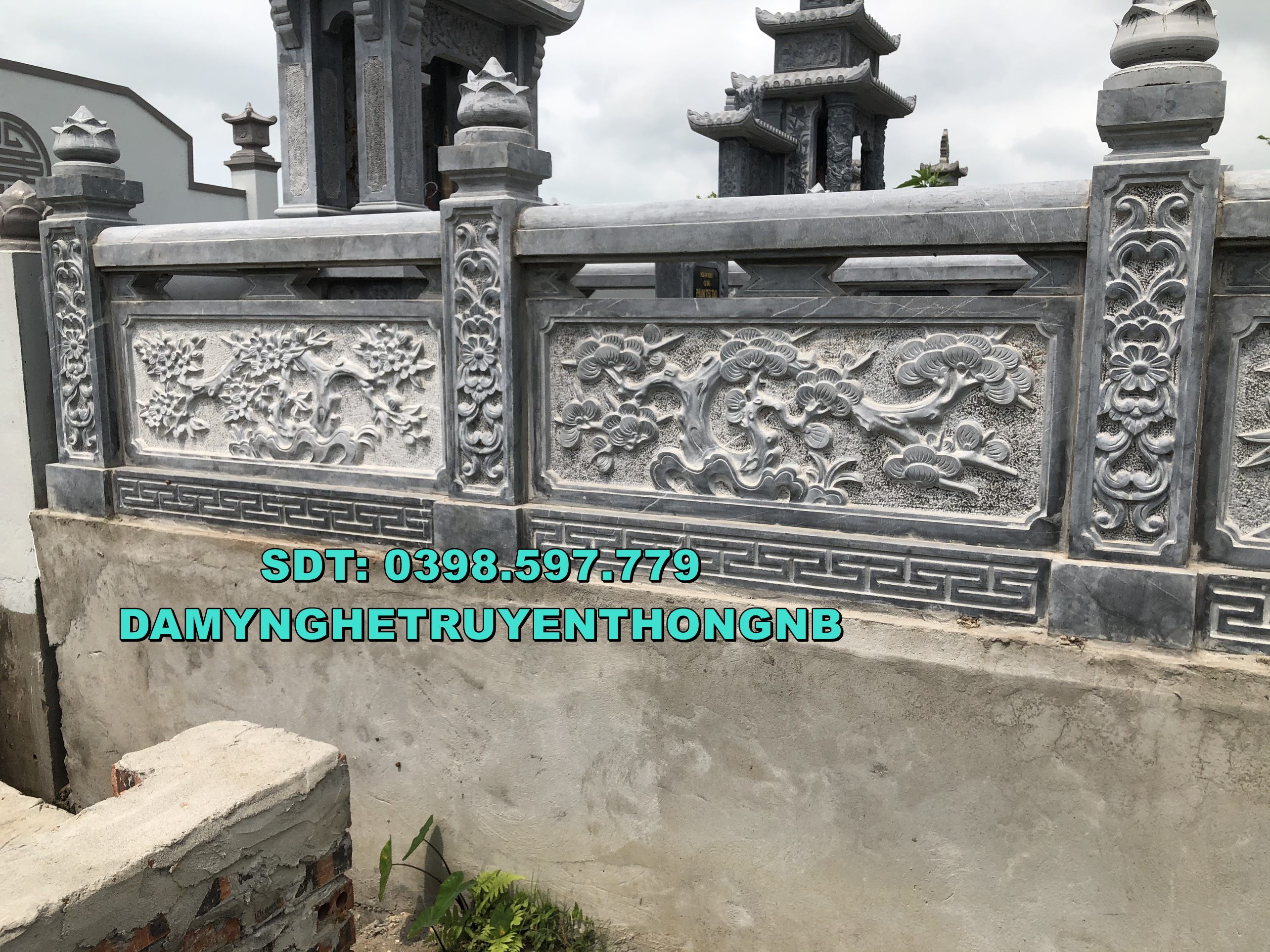 hoàn thiện mẫu lan can cầu đá xanh tự nhiên tại ninh bình