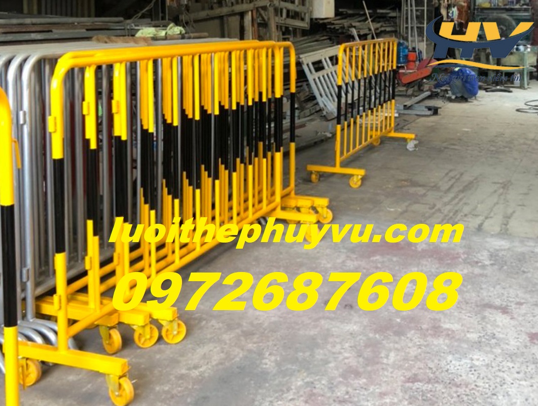 Hàng rào chắn di động, hàng rào tạm thời giá rẻ tại TP HCM