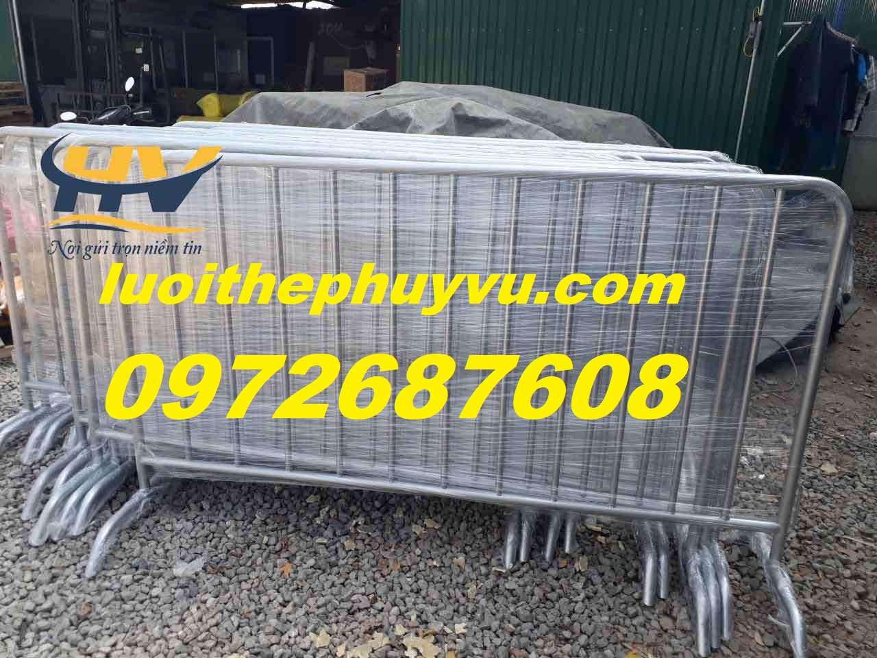 Hàng rào chắn di động, hàng rào tạm thời giá rẻ tại TP HCM