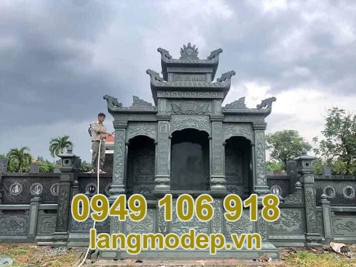 Mẫu lăng thờ tam quan đá tự nhiên năm 2023