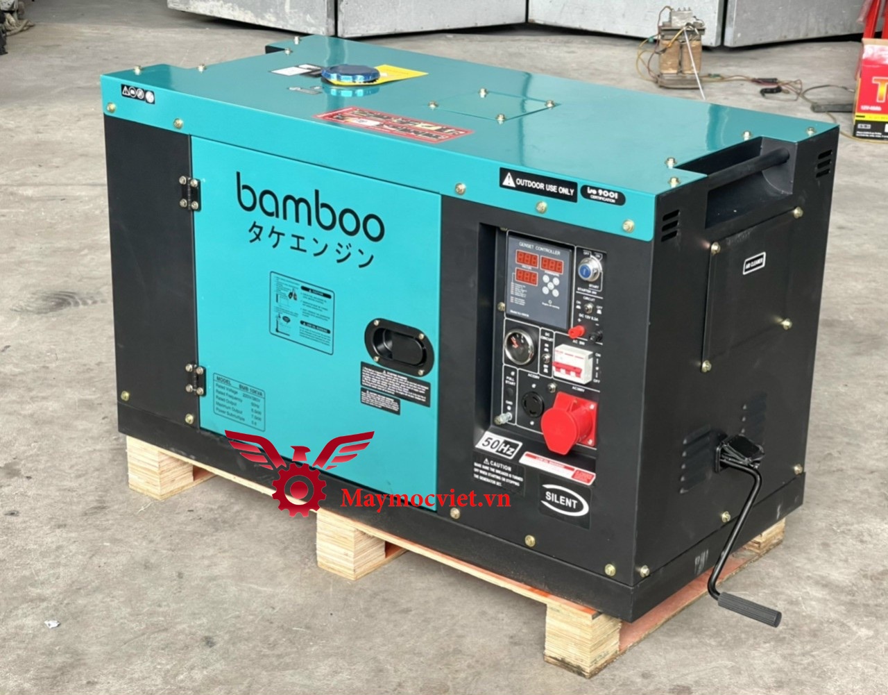 Máy phát điện Bamboo 5.5kw có đề cót và đề điện aquy