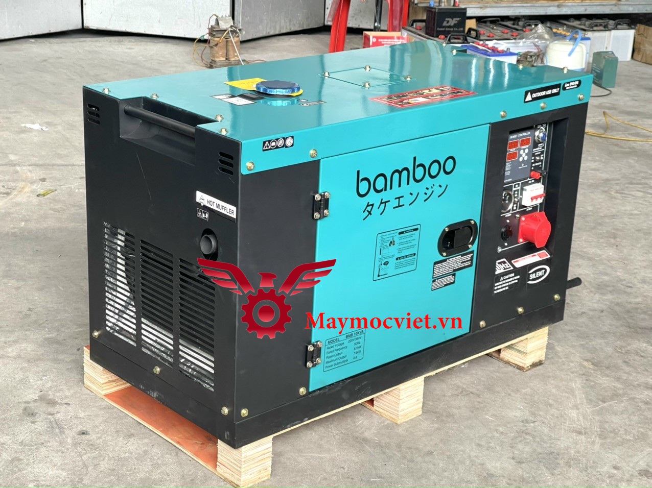 Máy phát điện Bamboo 5.5kw có đề cót và đề điện aquy