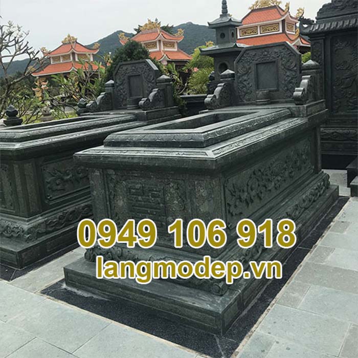 Mộ không mái đá xanh rêu thiết kế đẹp 2023