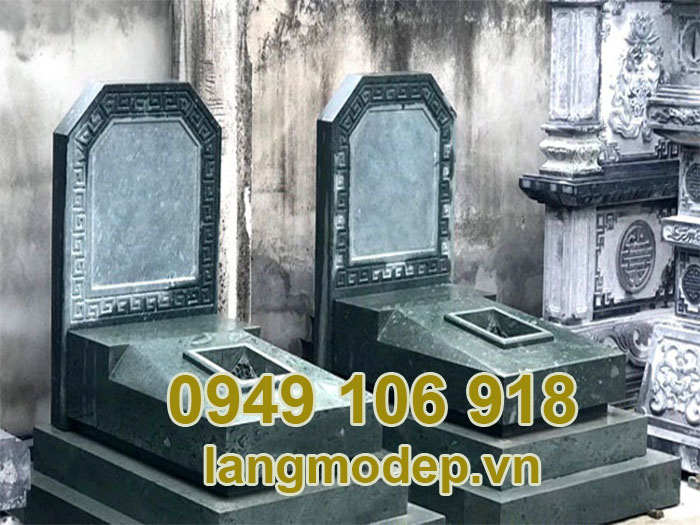 Mộ không mái đá xanh rêu thiết kế đẹp 2023