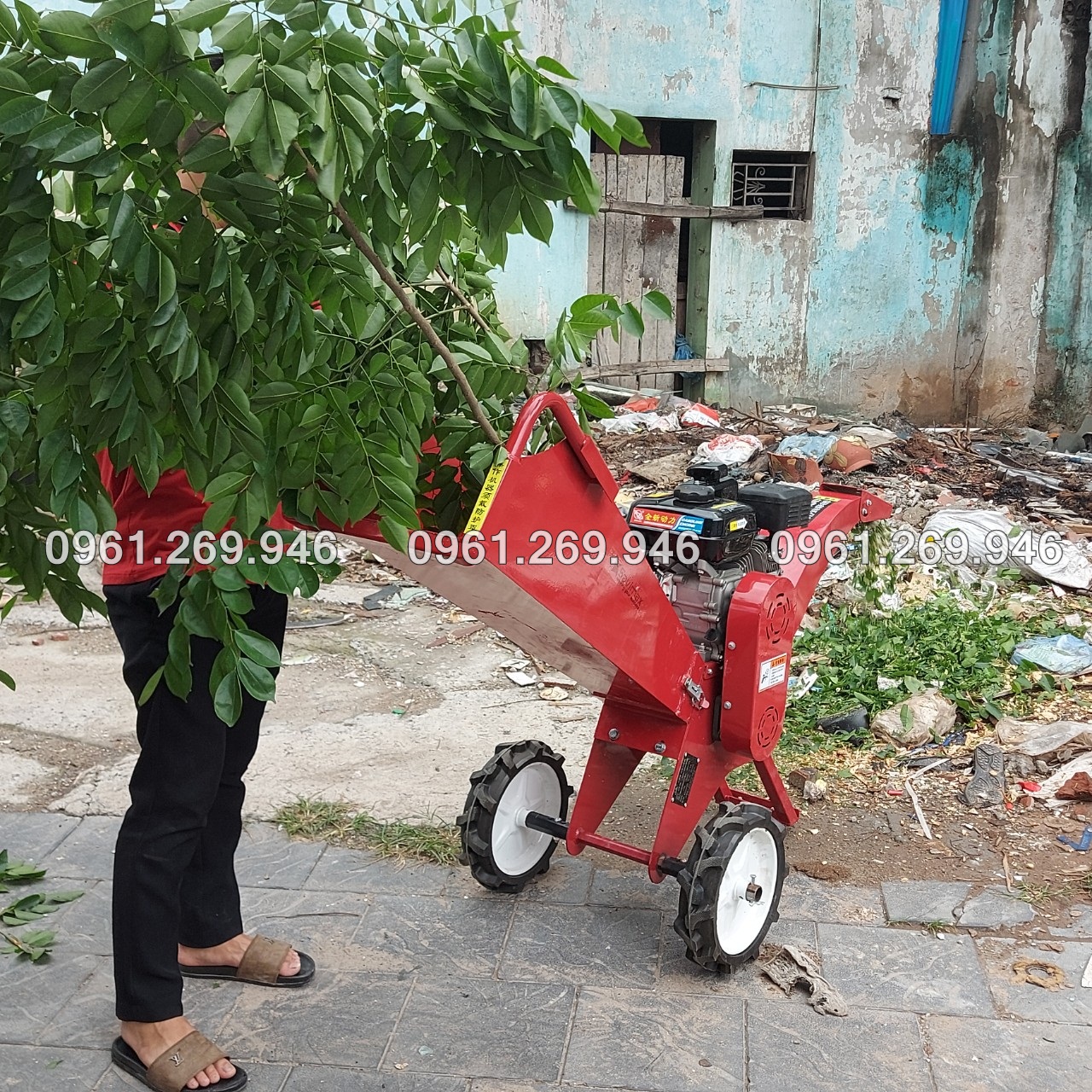 Máy băm cành cây mini Kawasaki TK70 động cơ xăng 7HP