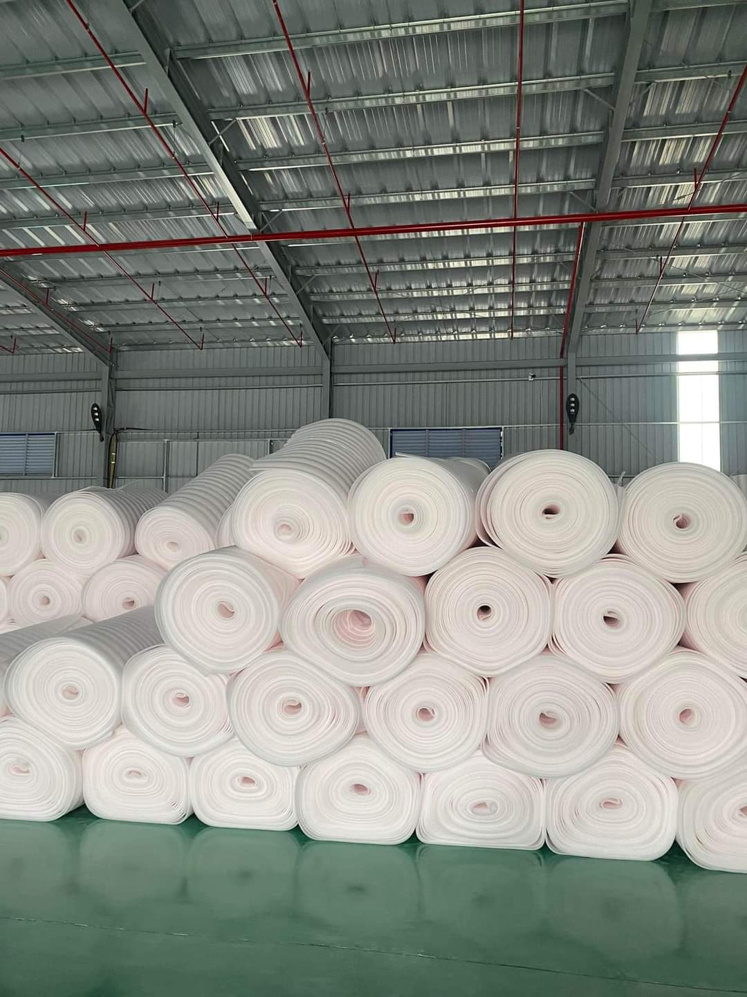 Tấm xốp dẻo dùng chèn lót hàng hóa chống va đập tốt