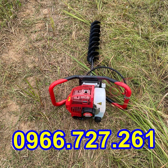Máy khoan đất trồng cây động cơ 2 thì công nghệ Nhật Bản