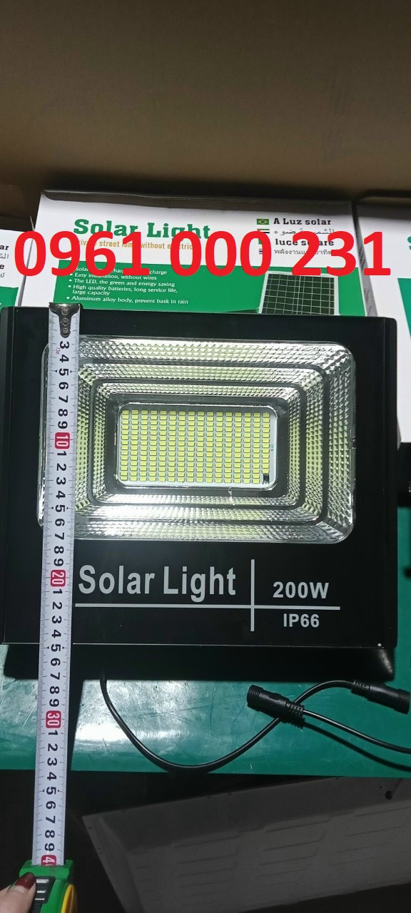 ĐÈN LED NĂNG LƯỢNG MẶT TRỜI 200W (NĂNG LƯỢNG MẶT TRỜI)