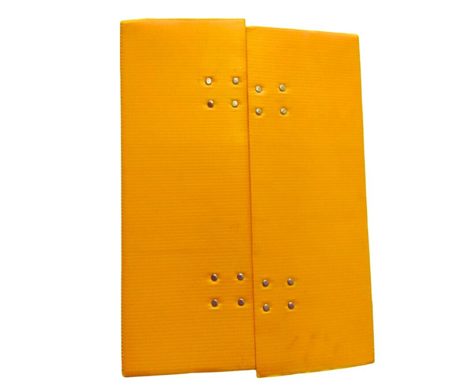 Thùng nhựa danpla đáy xếp tự động, nắp dán lông gai, tay cầm hở