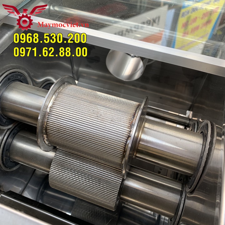 Máy ép mía 3 lô tạo bọt công suất 800w bảo hành 12 tháng