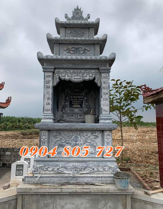 Tháp mộ đá để hũ tro cốt xây bằng đá tại Tây Ninh