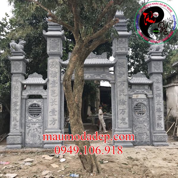 Lắp đặt cổng đá tam quan nhà thờ họ tại Thái Bình