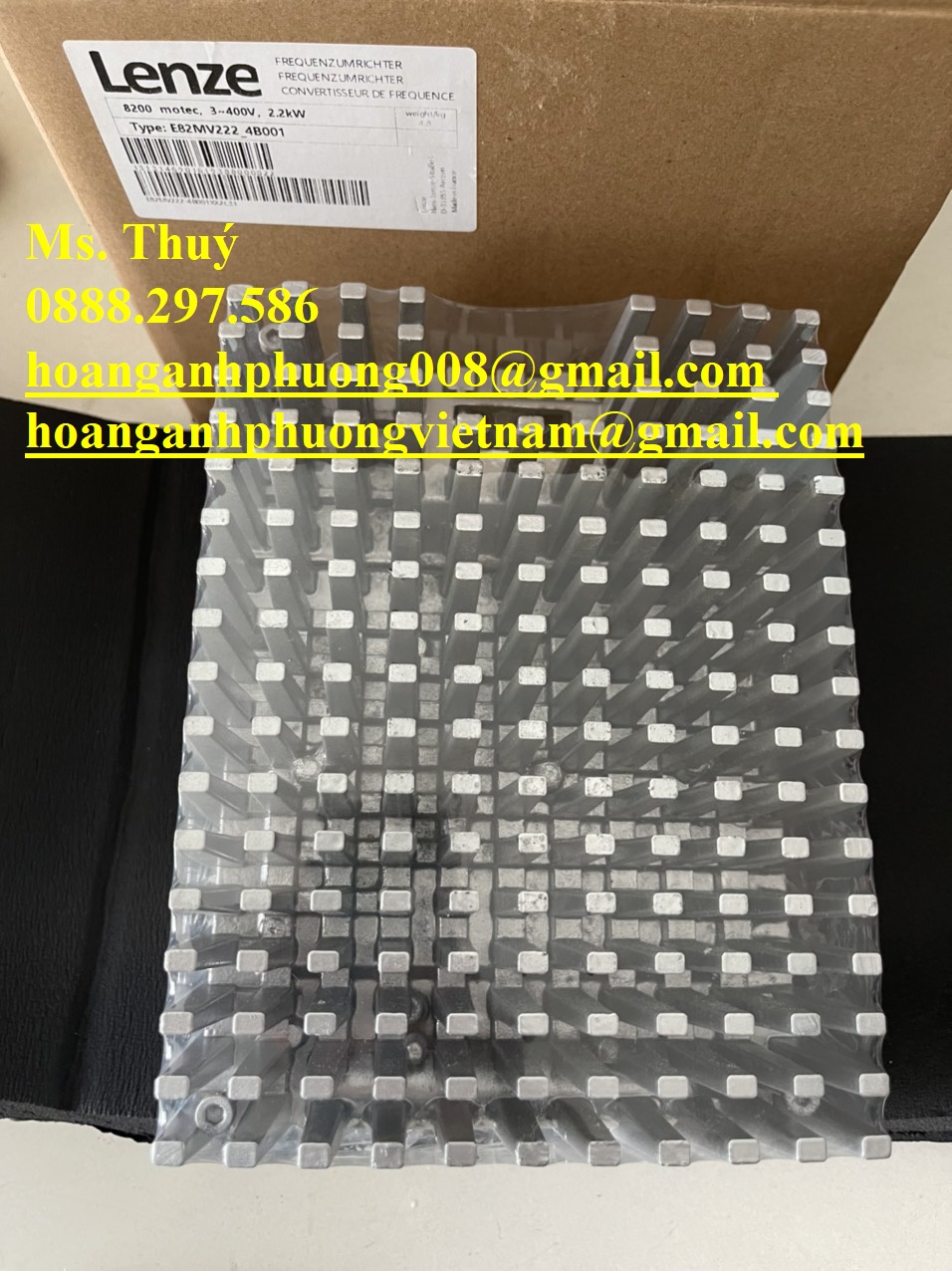 LENZE E82MV222_4B001  Hàng mới, chính hãng