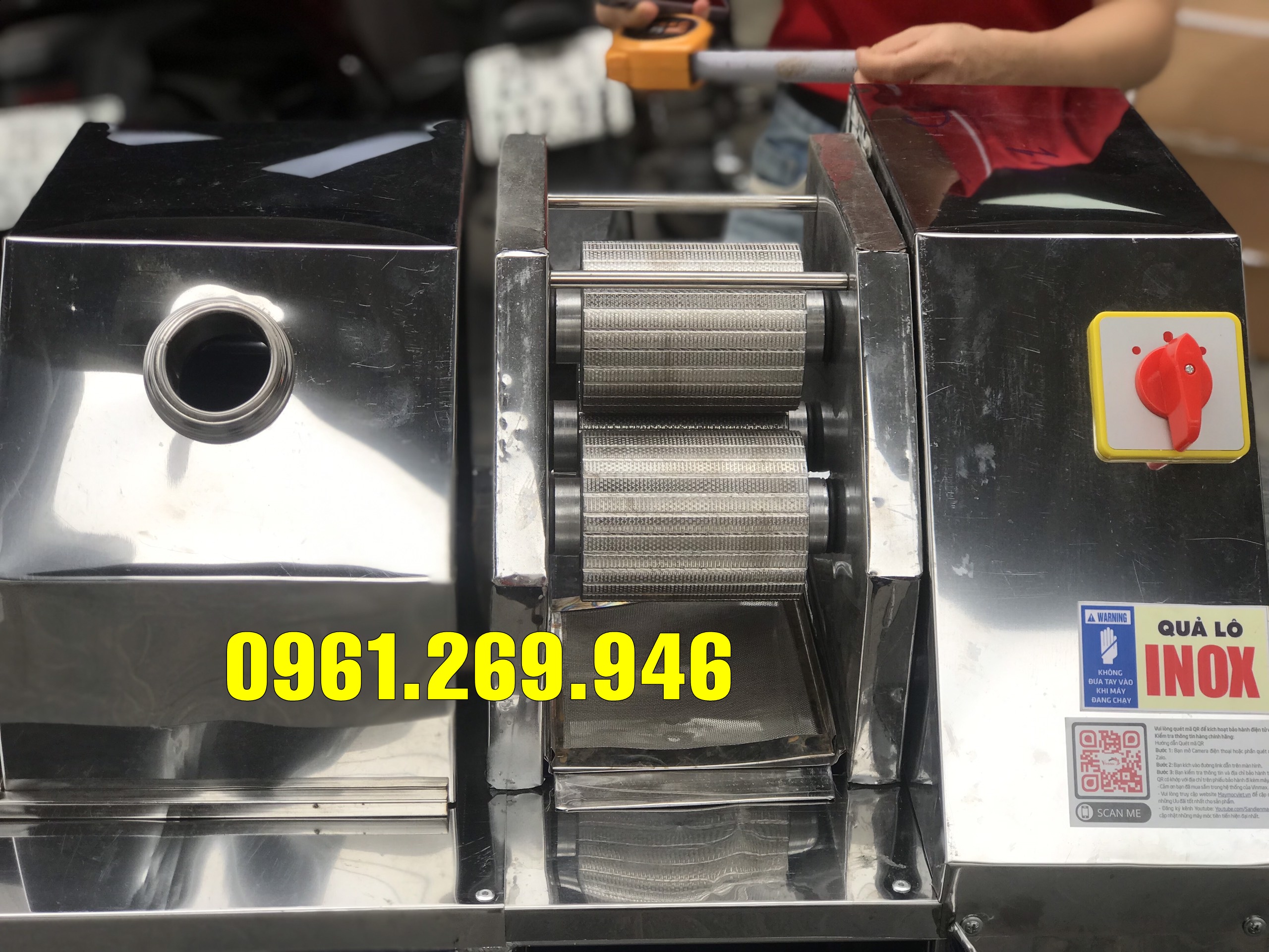 Xe ép nước mía bàn dài 1100w quả lô inox ép 1 lần