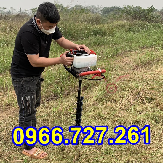 Máy khoan đào hố đất trồng cây , chôn cọc rào