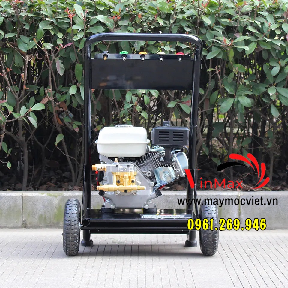Máy xịt rửa xe chạy xăng VMXR170 áp lực cao