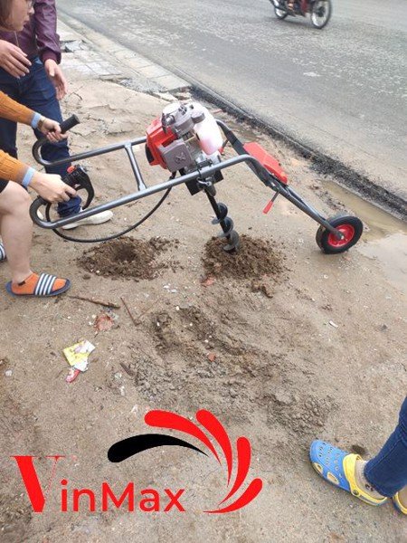 Máy đào hố đất, khoan đất trồng cây có bánh xe đẩy