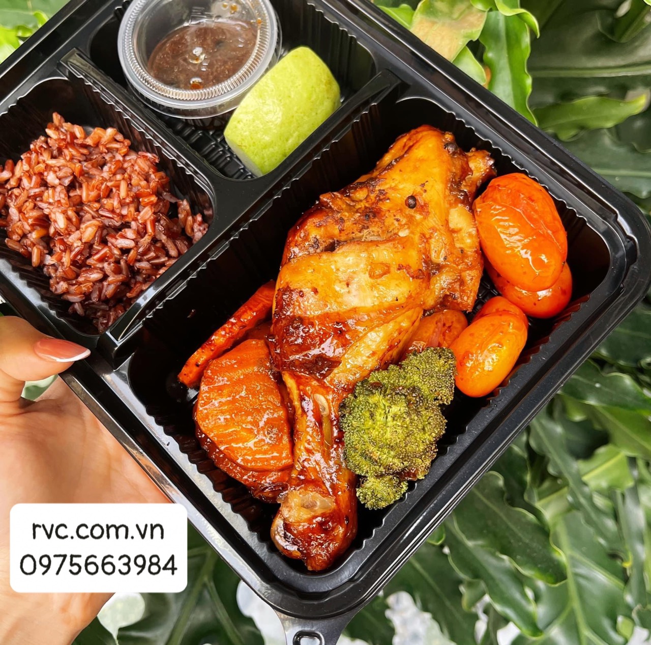 Hộp nhựa đựng cơm 3 ngăn chính hãng, giá rẻ tại Sài Gòn