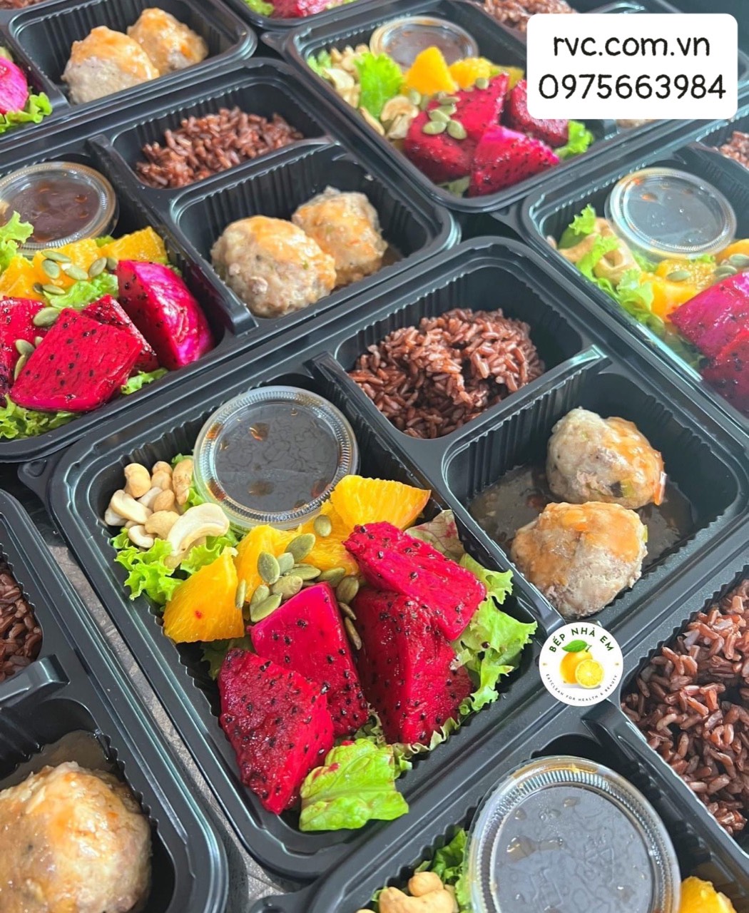 Hộp nhựa đựng cơm 3 ngăn chính hãng, giá rẻ tại Sài Gòn